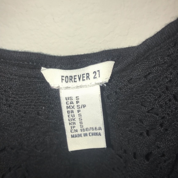 Lace romper - Picture 3 of 3